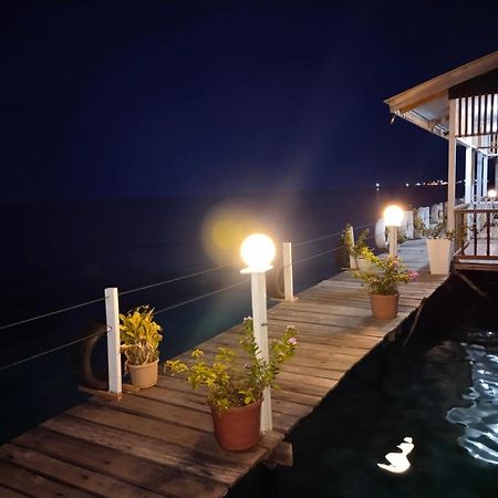 Bihing Angan Water Chalet Semporna Exterior foto